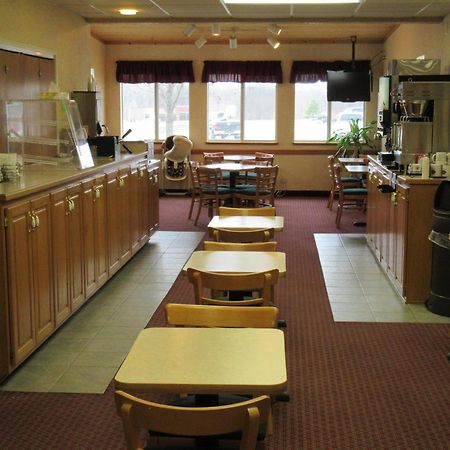 Parkfield Inn - Clinton Ngoại thất bức ảnh