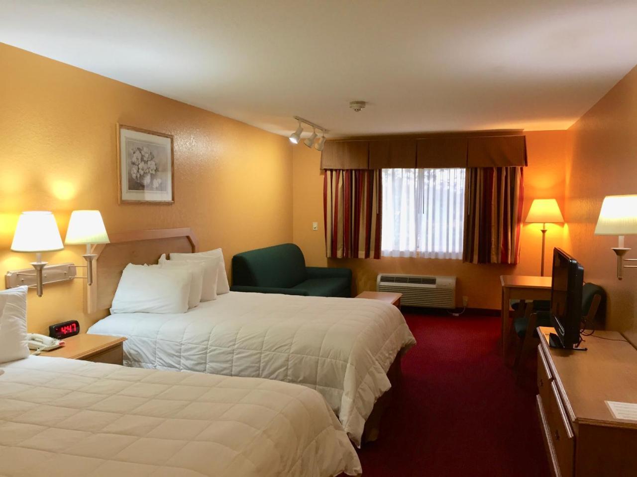 Parkfield Inn - Clinton Ngoại thất bức ảnh